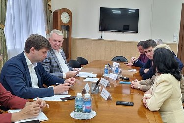 Взаимная поддержка и работа на благо города